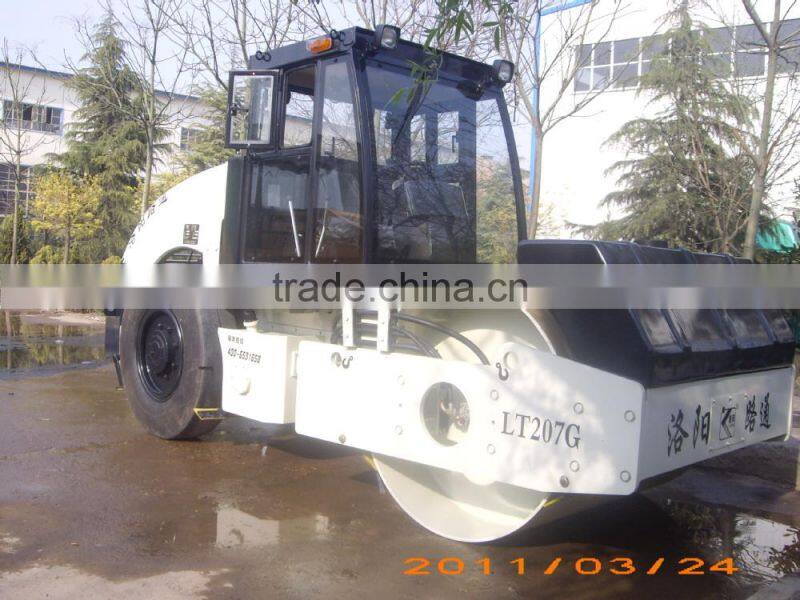 Lutong 7 ton mini road roller compactor LT207G Road Roller Price
