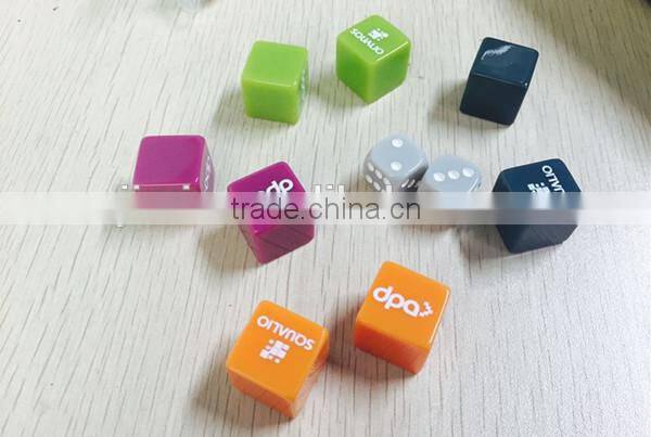 plastic colored custom logo dice