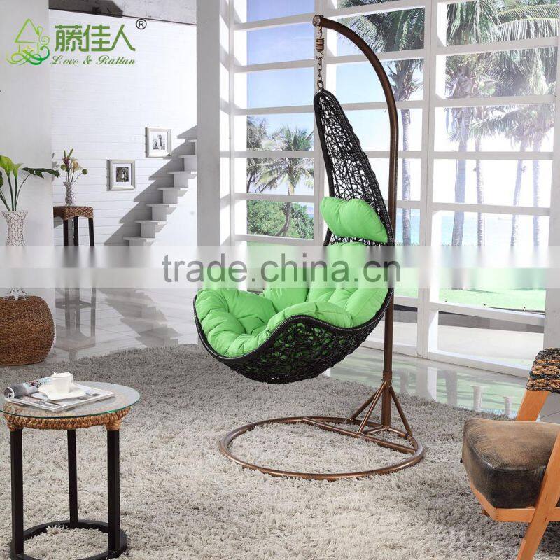 New Trendy Indoor Outdoor Bedroom Balcony Resin Plastic PVC PE Rattan Wicker Single Seat Swing Chair