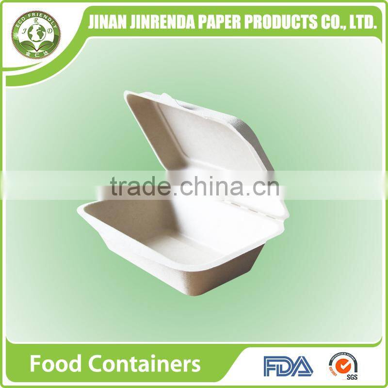 Disposable bio-degradable 600ML clamshell container with sugarcane pulp.