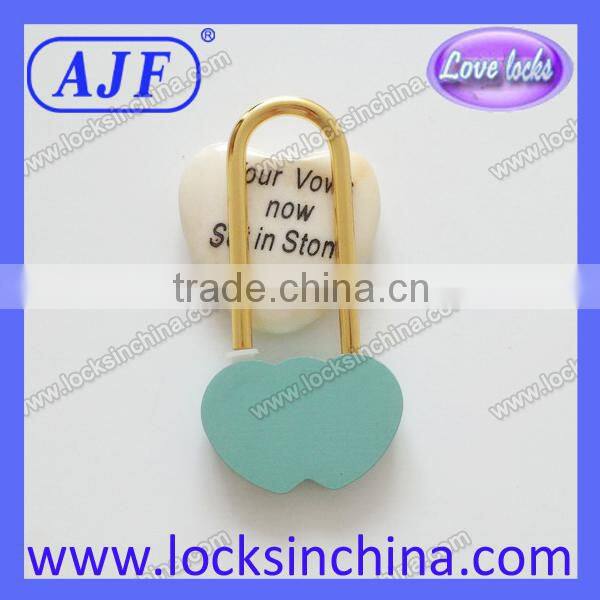 AJF new arrival popular colorful wedding gift gold shank heart love lock