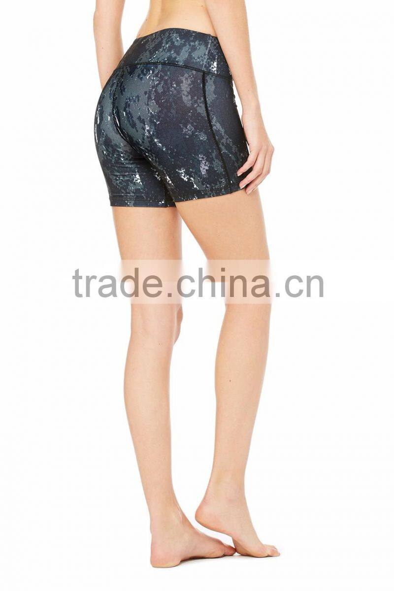 Fashion Sublimation Printed Woman Sport Wear Ladies Fitness Yoga Shorts