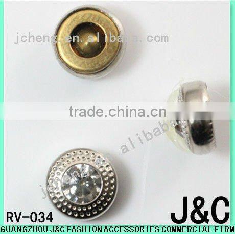 round rhinestone rivet