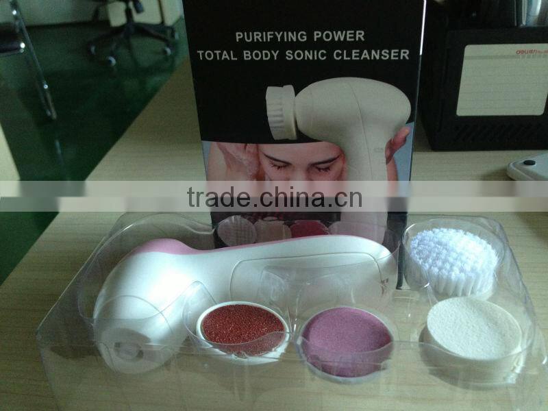 BP-0612 Electric rotate face brush with 4 brush head