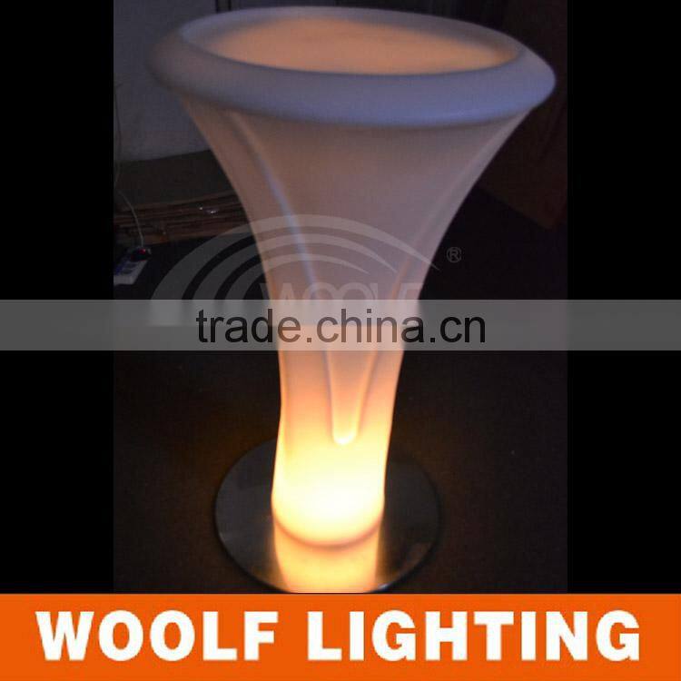 Fashionable Look Nightclub Graceful LED Glowing Bar Round Cocktail Table