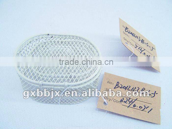 Oval metal candy packing box