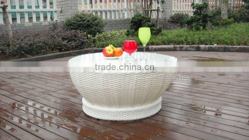 outdoor rattan furniture