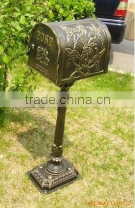 cast aluminium mailbox with post