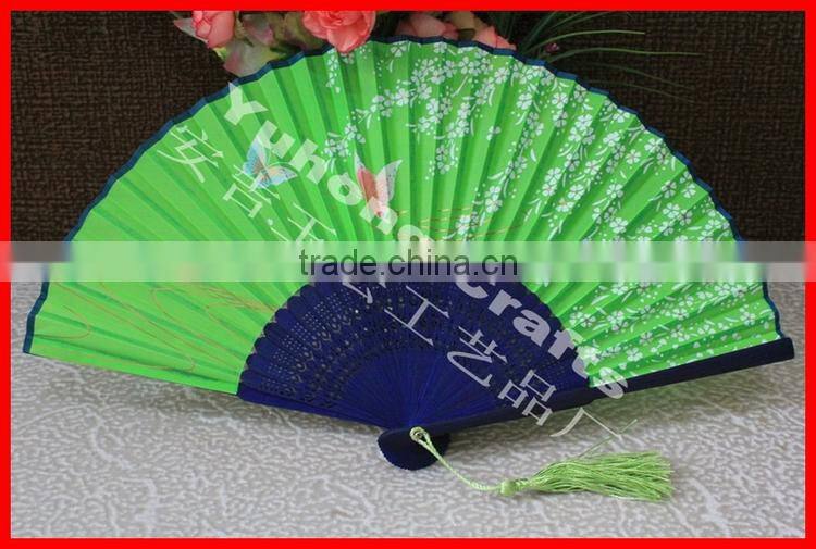 Handmade Chinese fabric folding fan