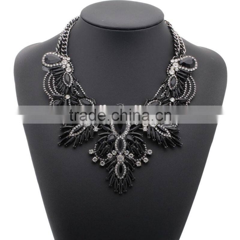 The new European and American big colorful fashion jewelry with Leaf shape and diamond