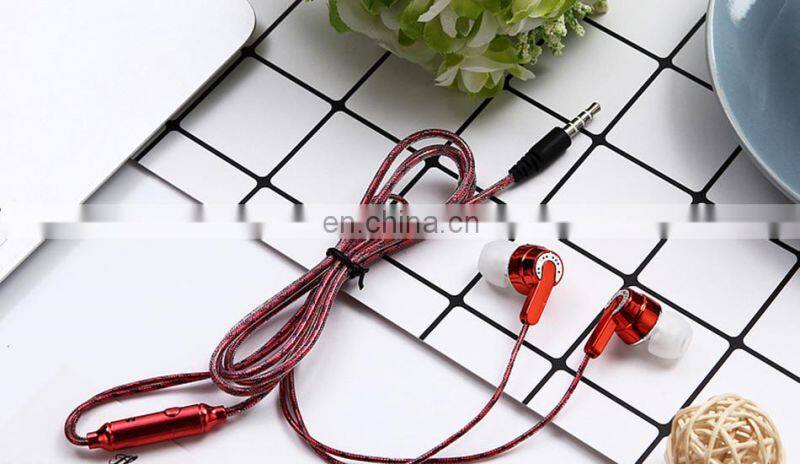 2018 red color In-ear Headsets Stereo for Android iOS Smartphone