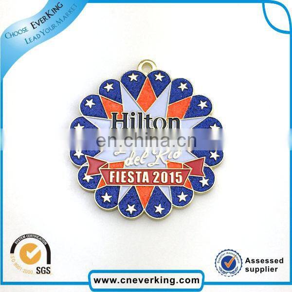 Factory wholesale newest custom best fashion clothing logo badge