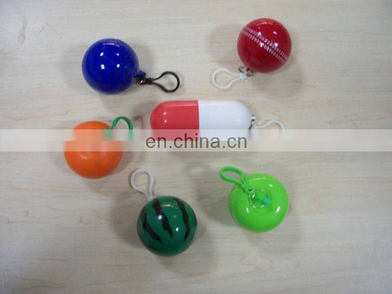 EMERGENCY PONCHO BALL WITH KEYCHAIN
