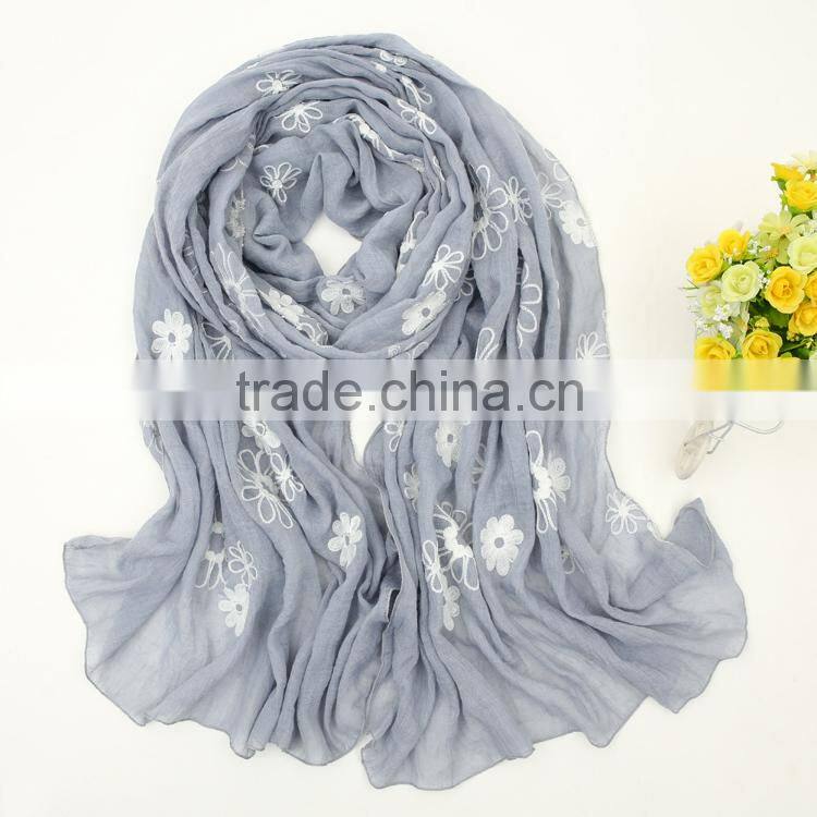 Wholesale Fashion Ladies Floral Embroidery Viscose Scarf