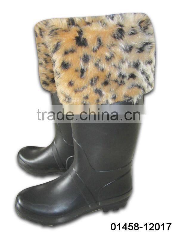2014 New design low price high heeled rubber rain boots