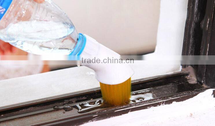 Plastic cleaning brush