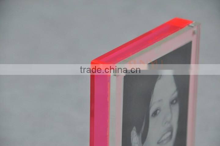 wholesale mini acrylic plexiglass magnetic photo frame