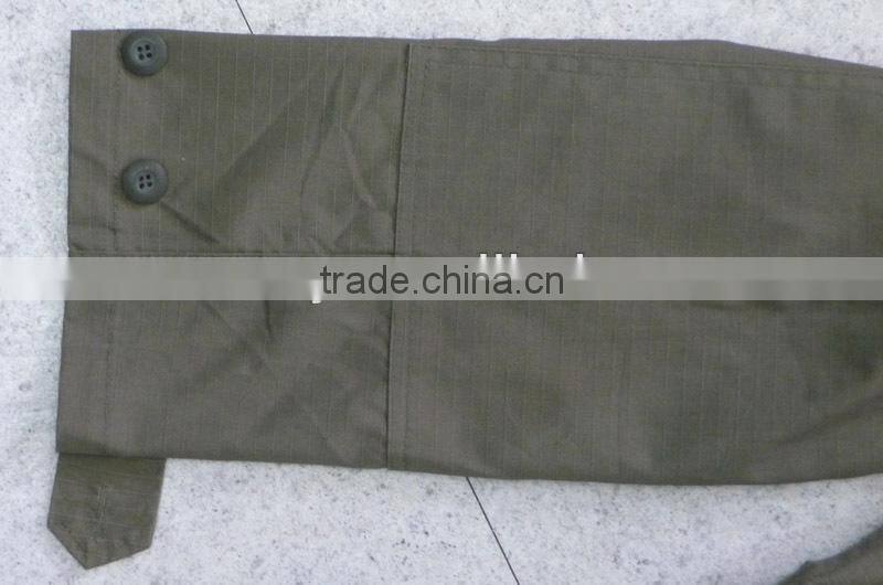 100% cotton Olive green tactical BDU uniform with button closure 4 front pockets and turn-down collar