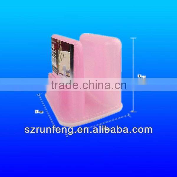 Plastic kitchen pot rack