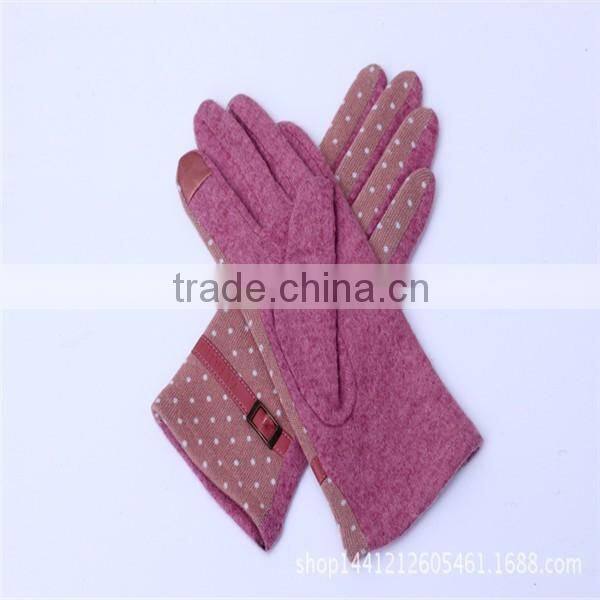 China Skillful Manufacturer Bright Color Gloves