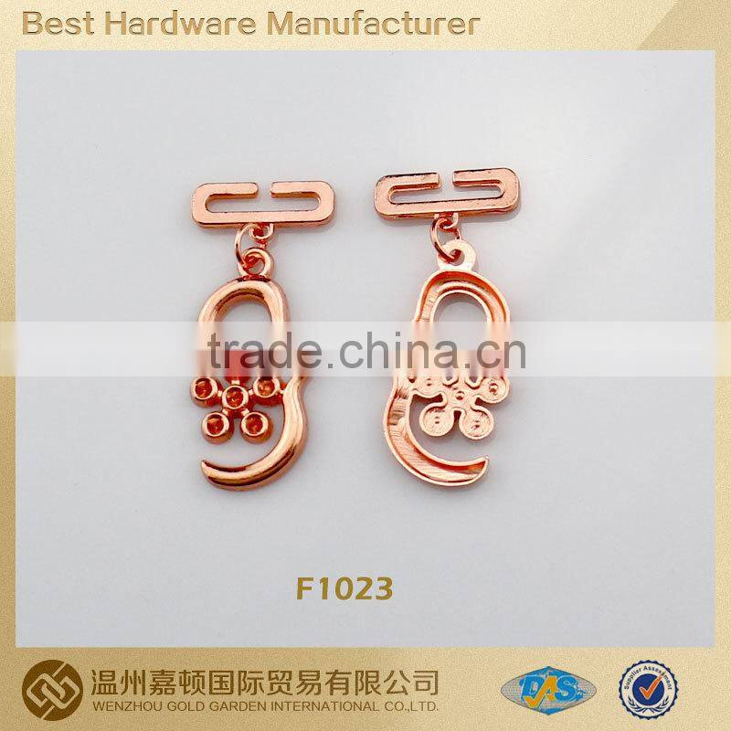 F1023 new design Garment accessory metal hang tag