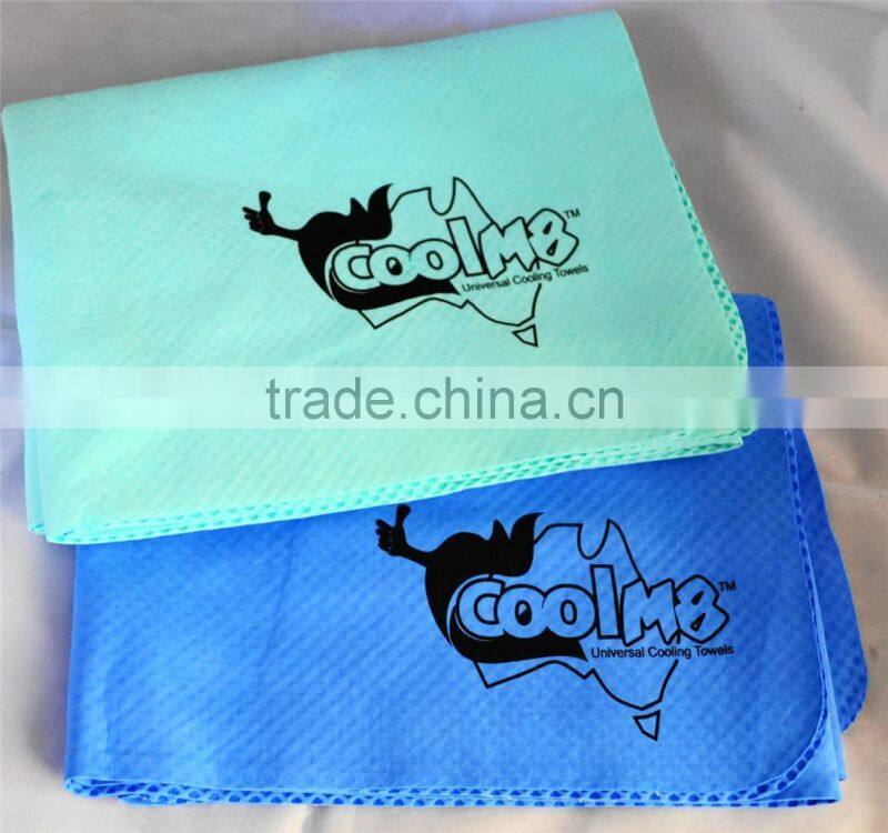 Custom Logo Debossed Sports Cooling Towel with Tube Pack