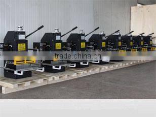 For paper leathers plastic cements hard rubbers PVC soft rubbers woodwares bamboo artwares photos cloth Bronzing Machine