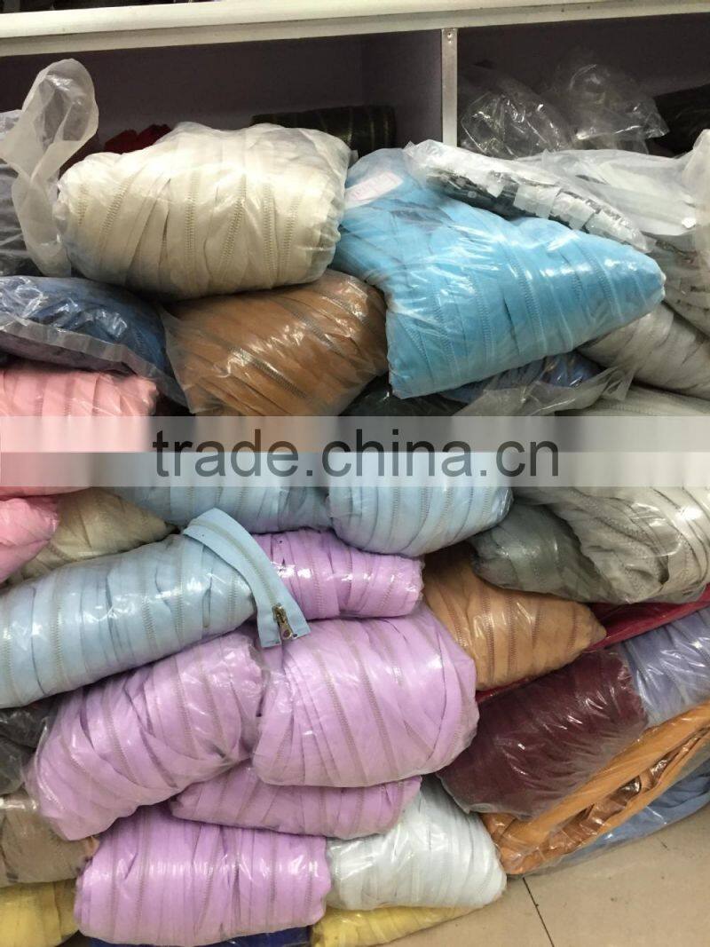 number 5 zipper plastic pink white black