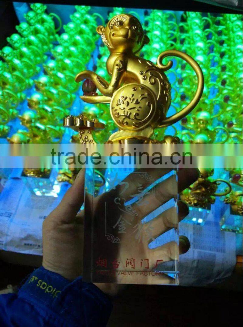 NEW Style High Quality Beautiful Gold plated Monkey With Crystal Base For business gift