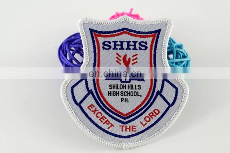 die-cut shape beatiful white background school woven badge customized cheap woven badge for kids personal woven badge for cloth
