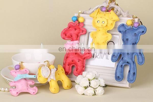 fashion 3d custom dog shaped leather shaped keychain