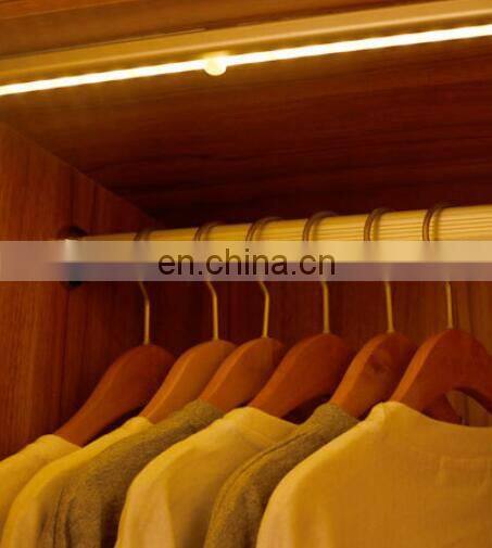 2021 hot sell amazon led under cabinet light automatic motion sensor night lights 6leds motion sensor closet night light