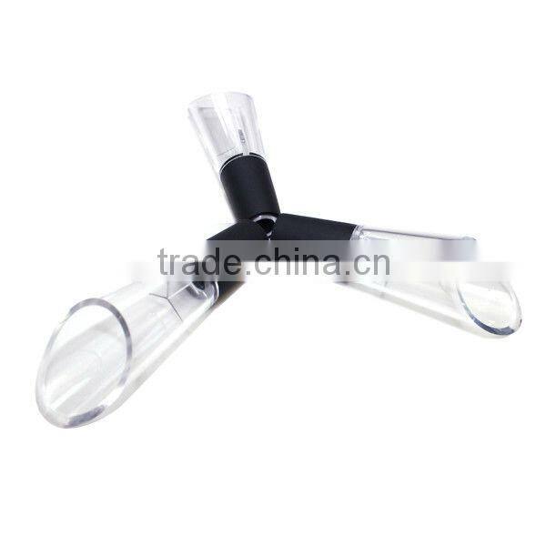 Elegant Transparent Wine Pourer