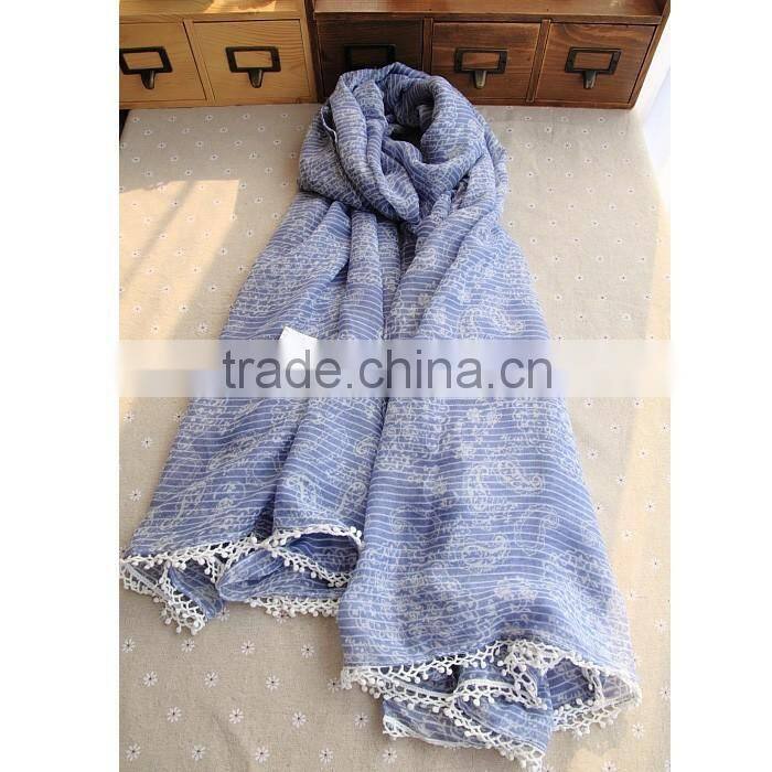 Leisure Paisley Pattern Lace Brim Women's Multifunctional Pashmina Shawl