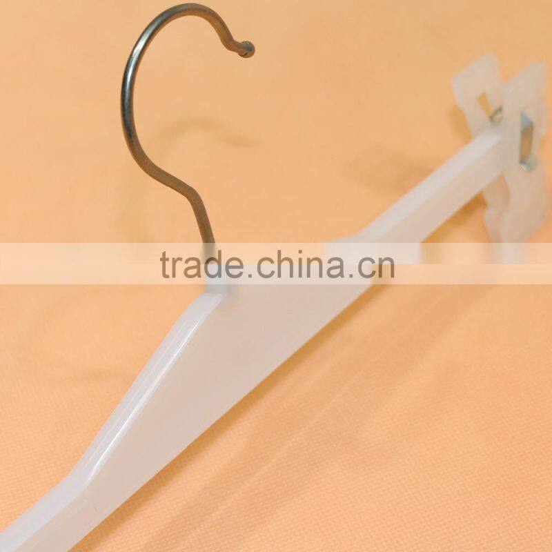 high-grade plastic trouser press