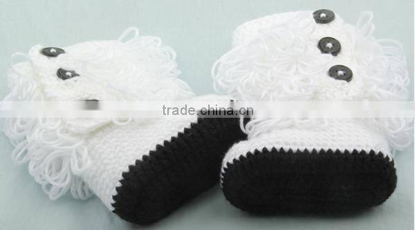 Green color optional hand crochet baby booties for baby