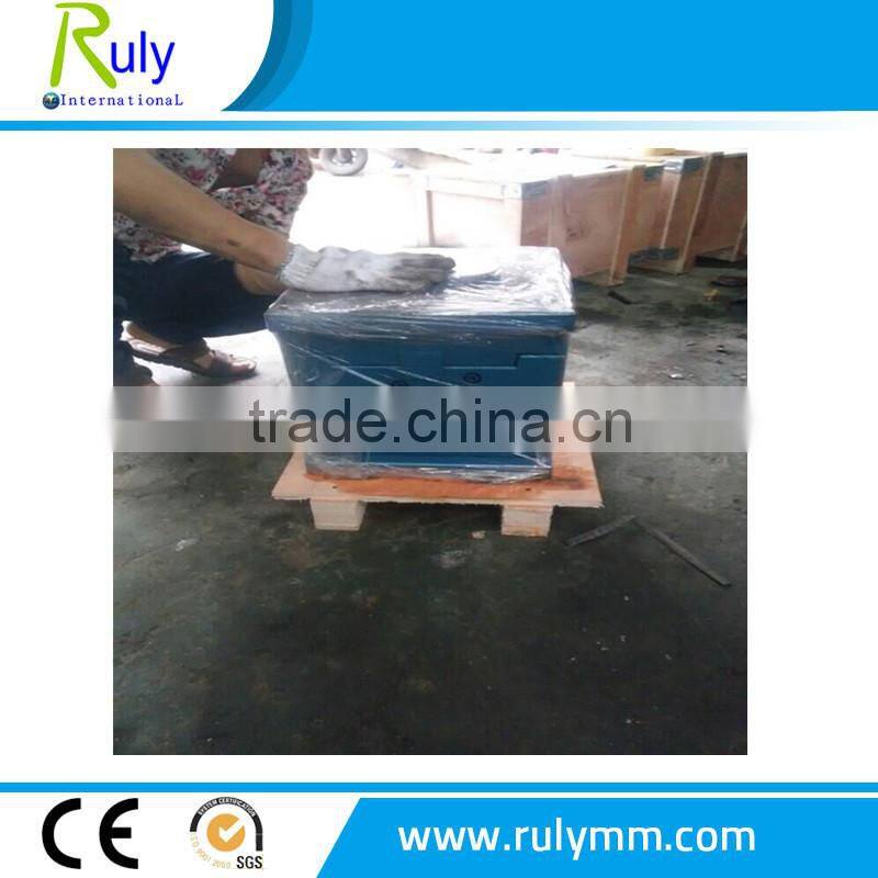 China customized manufacturere of plastic injection mould making