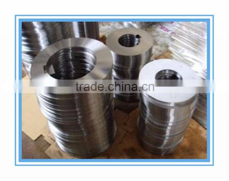Round cutter blade for metal slitting machine