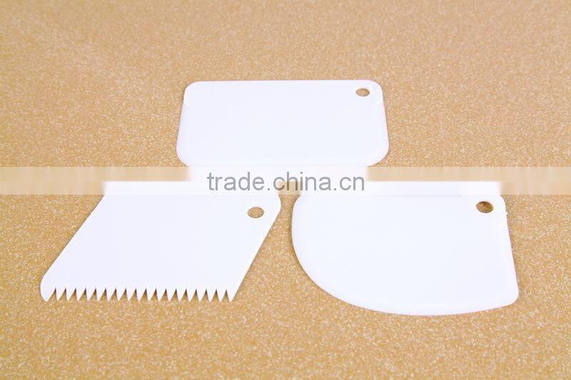 3 pcs flat plastic cake decoration dough pasty cake scraper