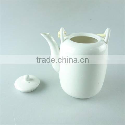 Cheap price durable ceramic teapots with unique handle in stock