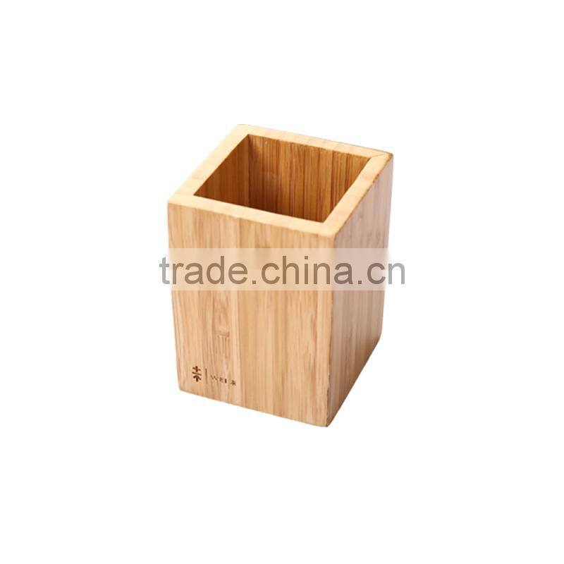 natural wood color pencil set in wooden case