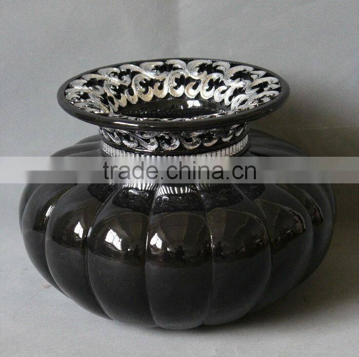Made in China antique black decorative vase,13.8"x13.8"X9".