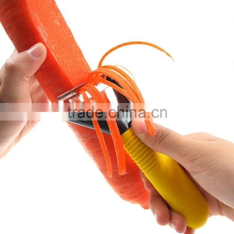 Amazon selling custom color OEM quality potato peeler with silicone handle