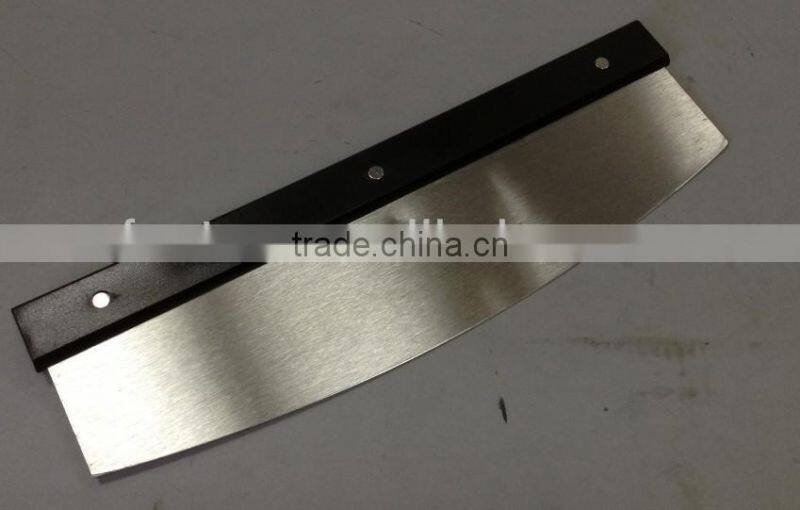 Stainless steel pizza cutter