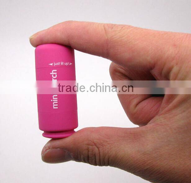 2015 Hot Cheap Aluminium alloy customized rechargeable mini logo led flashlight