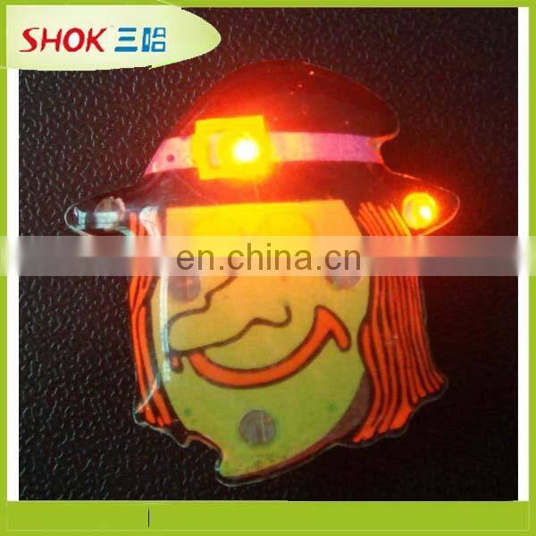 2015 novelty different shape customized led flashing badges for garment