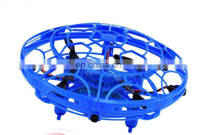 Induction flying saucer Suspended UFO gesture remote control cross-border toy Induction aircraft drone Parent-child interaction