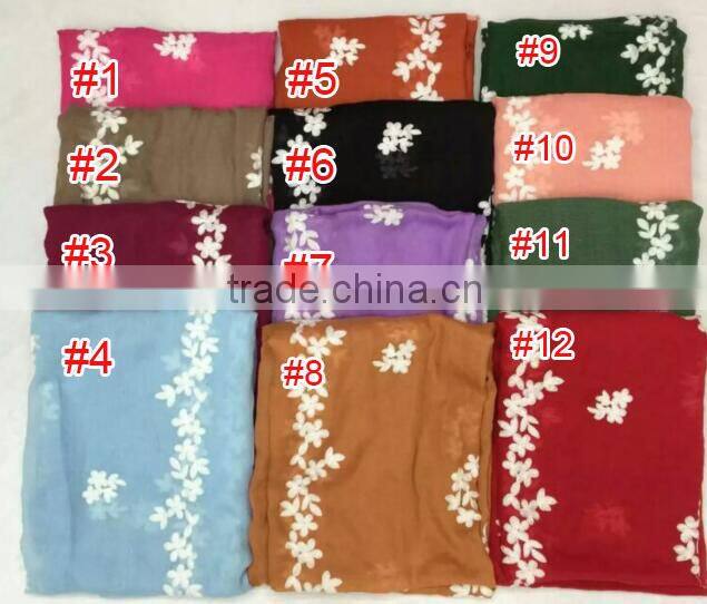 Wholesale Fringe Tassel Flower Embroidery Design Cotton Fashion Ladies Winter Shawl