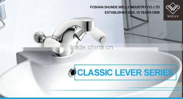 2016 Welly Single Handle Style Bathtub Tap