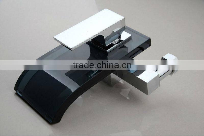 Wall Mounted Waterfall Bath Shower Faucet QH0822W